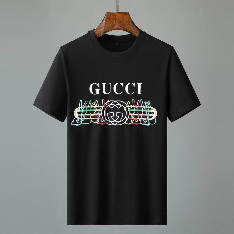 Gucci Men's T-shirts 472